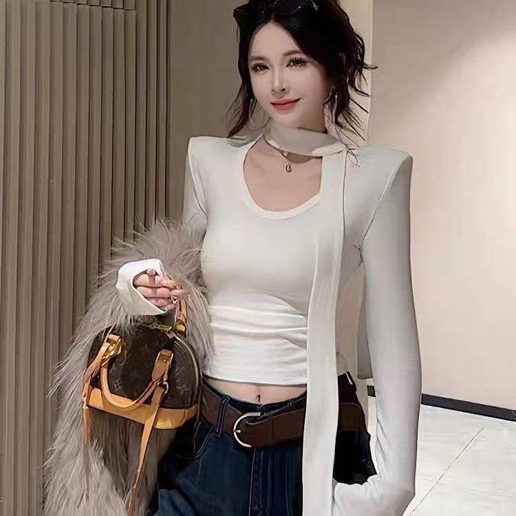 2025 Slim Fit U-Neck Fleece T-Shirt: Autumn/Winter Comfy Commute Style with Ribbon Accents