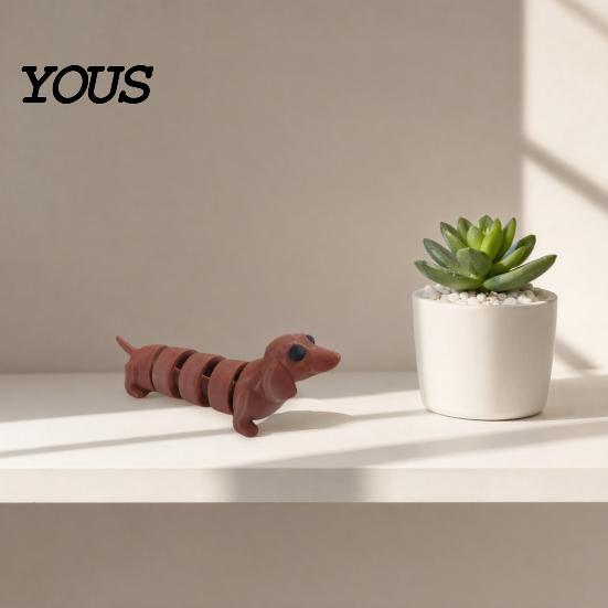 3D Printed Dachshund Articulated Wiener Dog Keychain, with Interactive Sculpture Movable Joints, Flexible Sausage Pendant for Backpack Figurine Toy
