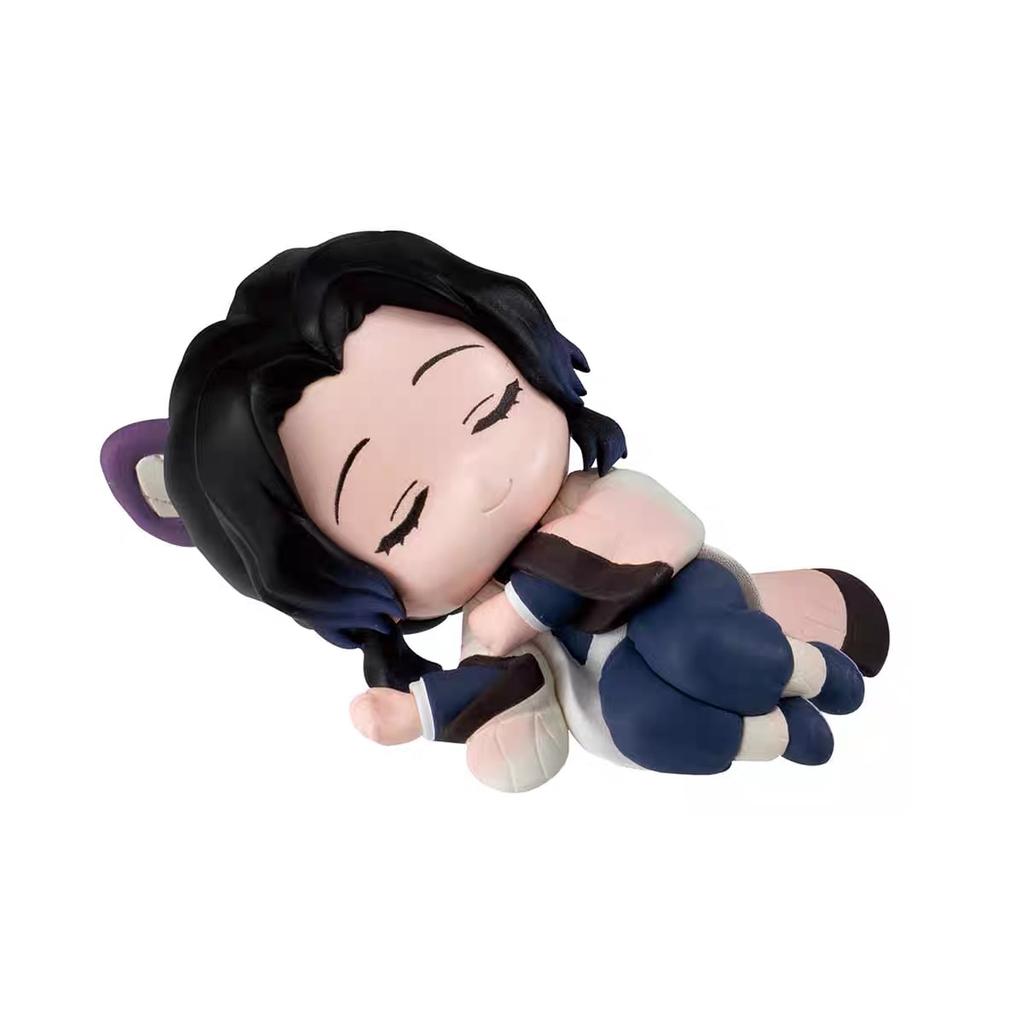 Modèle de Collection Gacha Authentique Demon Slayer Poupée Position Couchée Mignonne Décor de Table Figurine d'Action Tomioka Giyuu Jouets