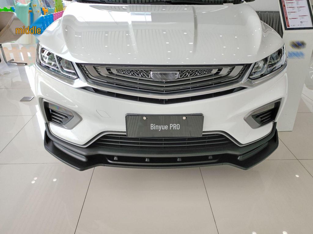 Geely Binyue PRO 18-20 Sada předního splitteru a rohů zadního křídla