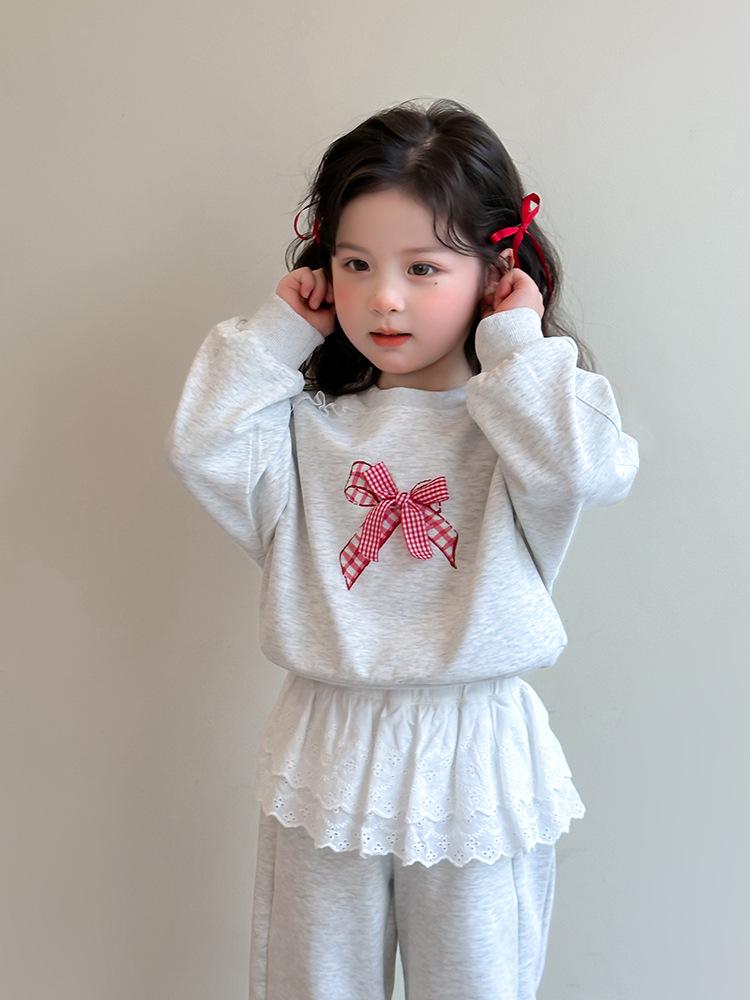2025 Bow Lace Girls' Sporty Two-Piece Sweatshirt Set for Spring and Autumn