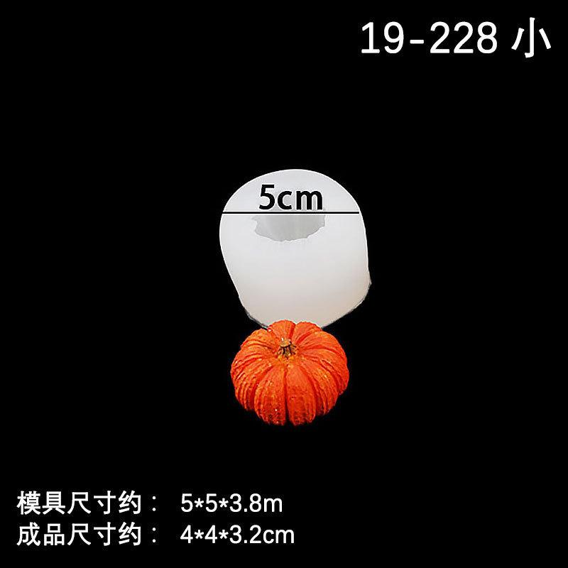 Halloween Pumpkin Silicone Candle Mold DIY Handmade Maple Leaf Plaster Resin Chocolate Baking Molds Home Festival Dec Craft Gift