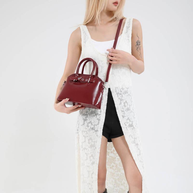 Summer popular small bag women's new fashion versatile shell messenger bag high-end handbag