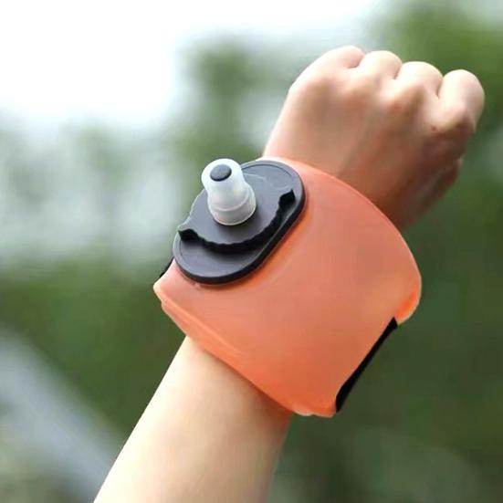 200ML Sports Wrist Water Bottle with Straw Leakproof Portable Lightweight Outdoor Cycling Fitness Travel Adjustable Wristband Squeeze Drinking Cup
