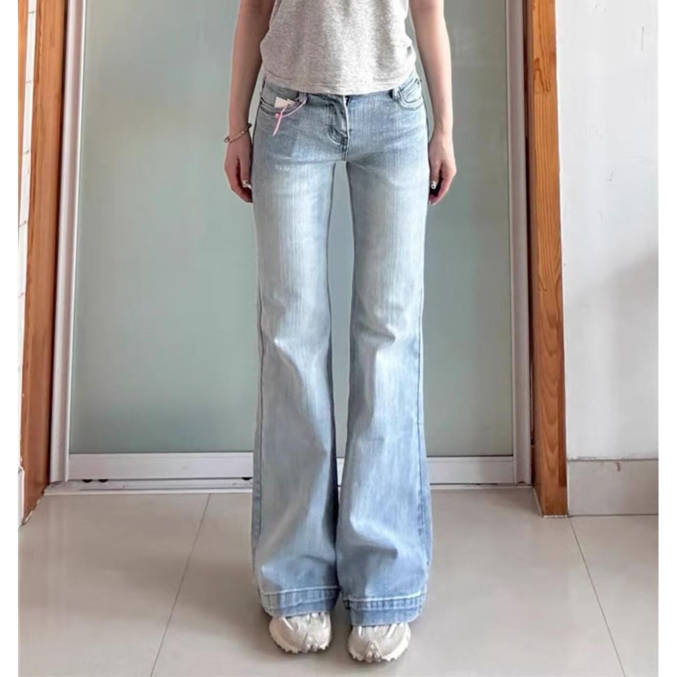 

Women s Light Blue Low-Waist Micro-Flare Jeans - Spring/Summer 2025 Slimming Flattering Bell Bottoms 2X Large