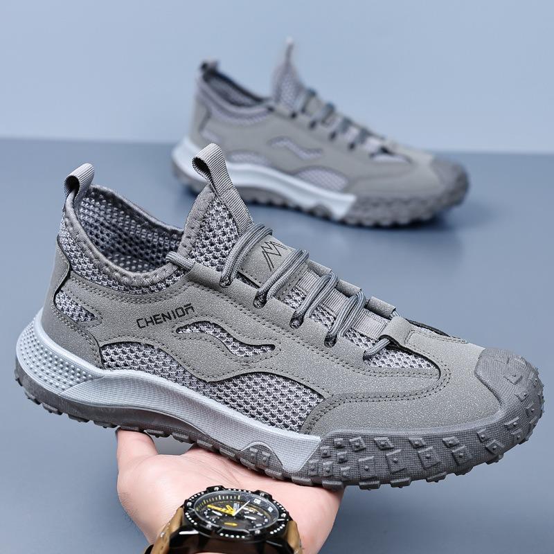 Summer New Men's Single Mesh Breathable Mesh Shoes Outdoor Hollow Sports Shoes Non-slip and Wear-resistant Fashion Casual Men's Shoes