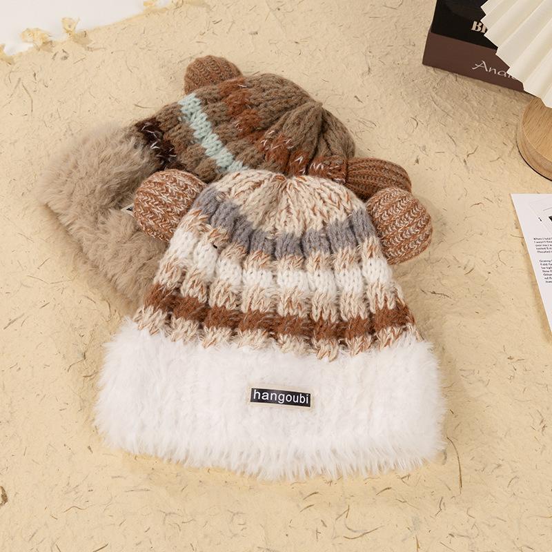 New Cartoon Christmas Wind Age-reducing Striped Knitted Hat Winter Thermal Hat Japanese Dopamine Versatile Wool Hat Women