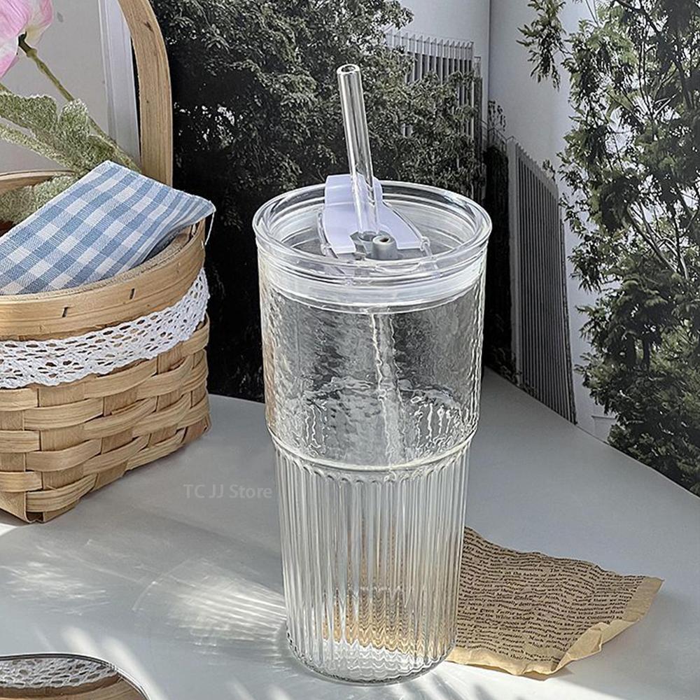 600 ml gestreifter Glasbecher mit Deckel und Strohhalm, transparente Gläser für kalte Getränke, Eiskaffeebecher, Saft, Milch, Tee, Wasserbecher, Trinkgeschirr