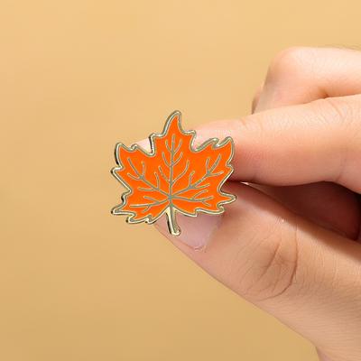 Nieuw Blad Metalen Speld Plant Herfst Eén Esdoornblad Eenvoudig Veelzijdig Broche Kleding Tassen Accessoires