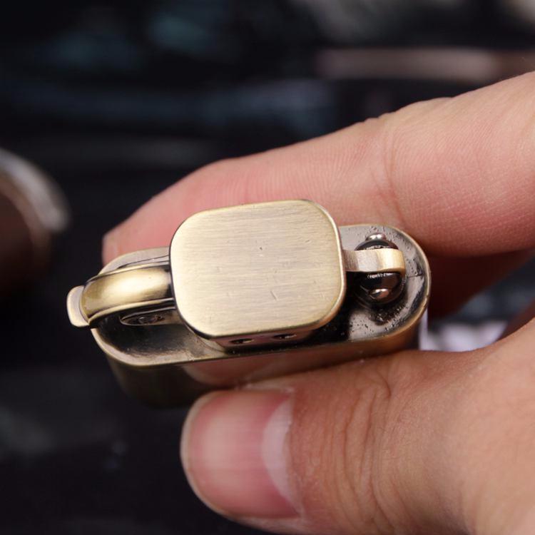 "HY-303 Dolphin Metal Inflatable Flame Lighter - Creative High-End Gift"