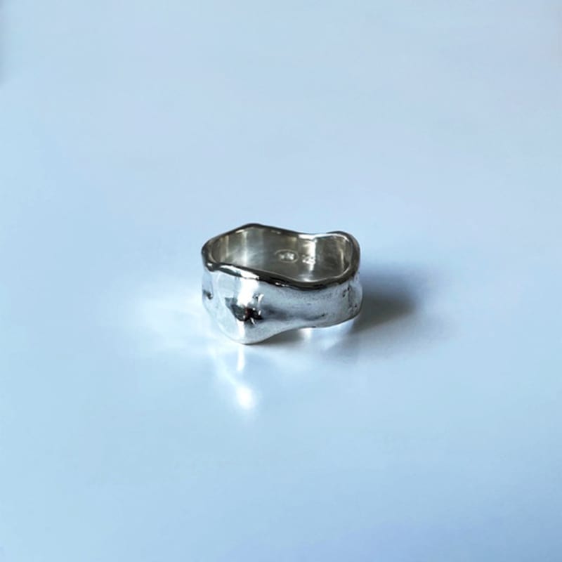 Water. MER. SHORE RING
