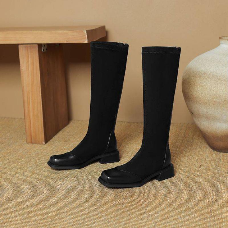 Autumn and winter suede large size women's boots, rear zipper, solid color, medium heel rubber sole, square heel, Korean version of the new Martin