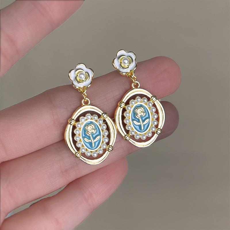 Small Fresh Milk Blue Oil Drop Earrings Fashion Sweet Flower Earrings Super Fairy Holiday Style Earrings