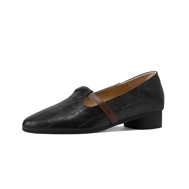 New women's fashion single shoes solid color foot cover two shoes low heel one pedal four seasons wear small leather shoes casual square heel