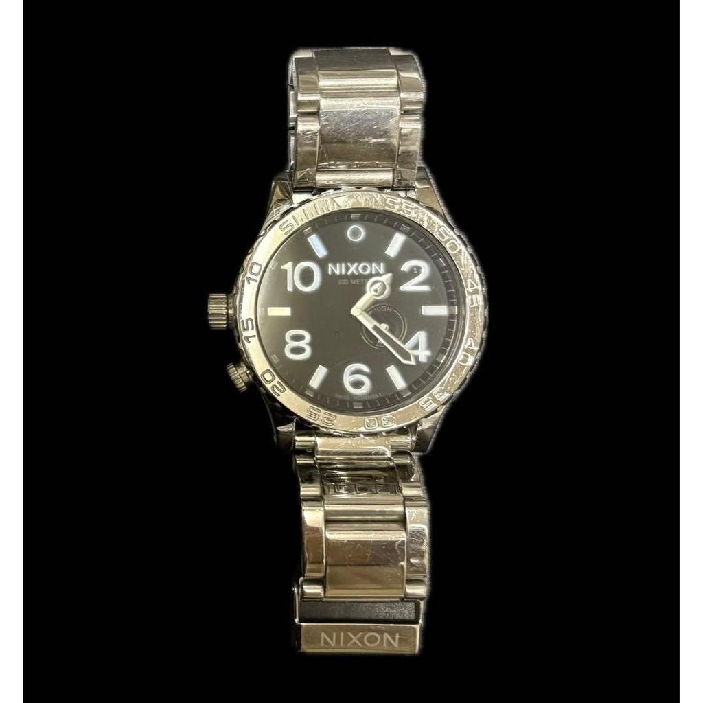 Used NIXON analog clock the 51-30 with box and spare pieces