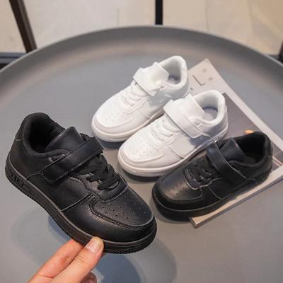 Kinderschuhe Jungen Sneaker PU-Leder Flach Bequem Schwarz Weiß Lässiger Sportschuh Kind Tennis Skateboard Schuhe für Jungen