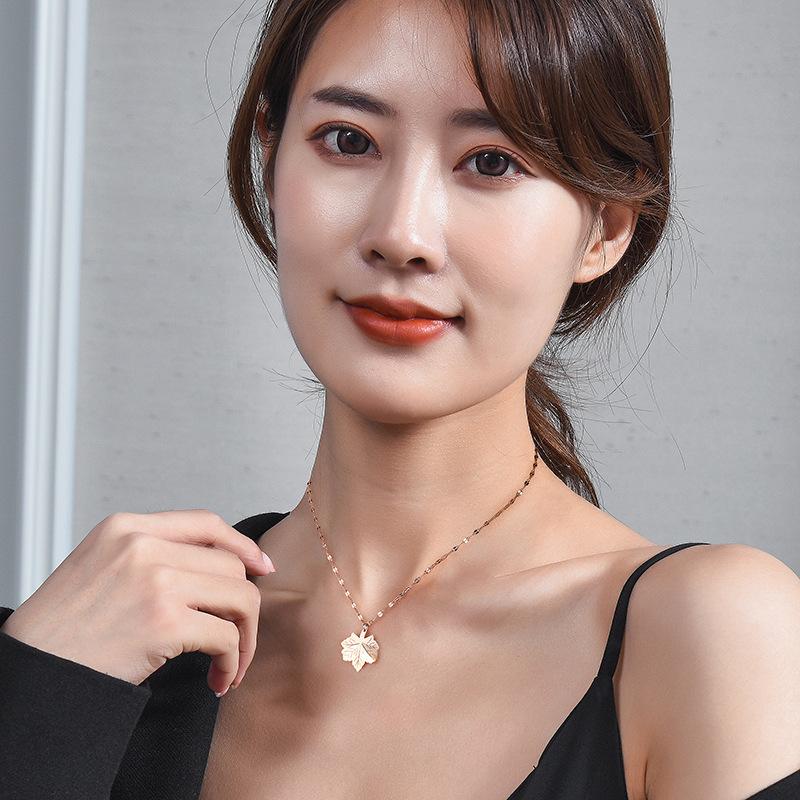 Douyin Same One-Leaf Rich Necklace Rose Gold Maple Tree Collarbone Chain Personalized Niche Accessories