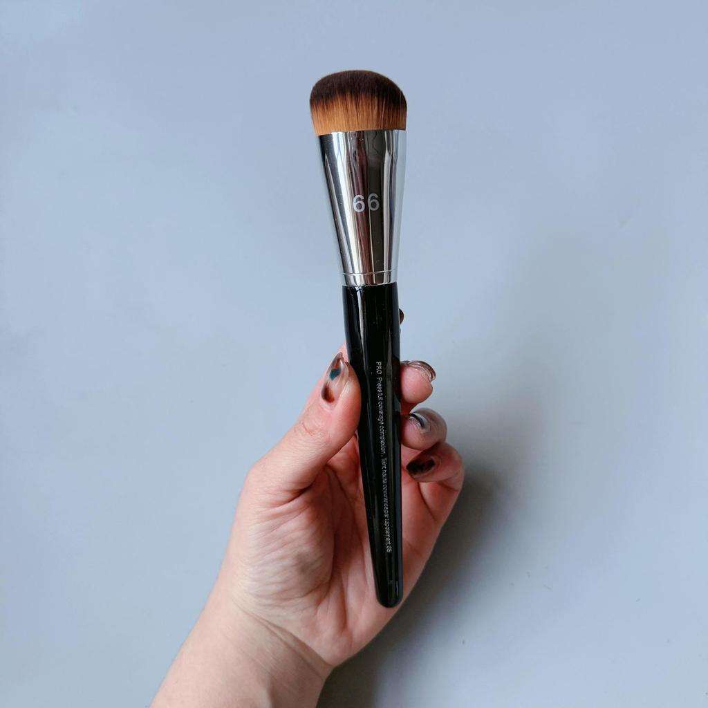 S Series No. 91 Multifunctional Makeup Brush: Loose Powder, Blush, Highlighter, Foundation, Contour.
