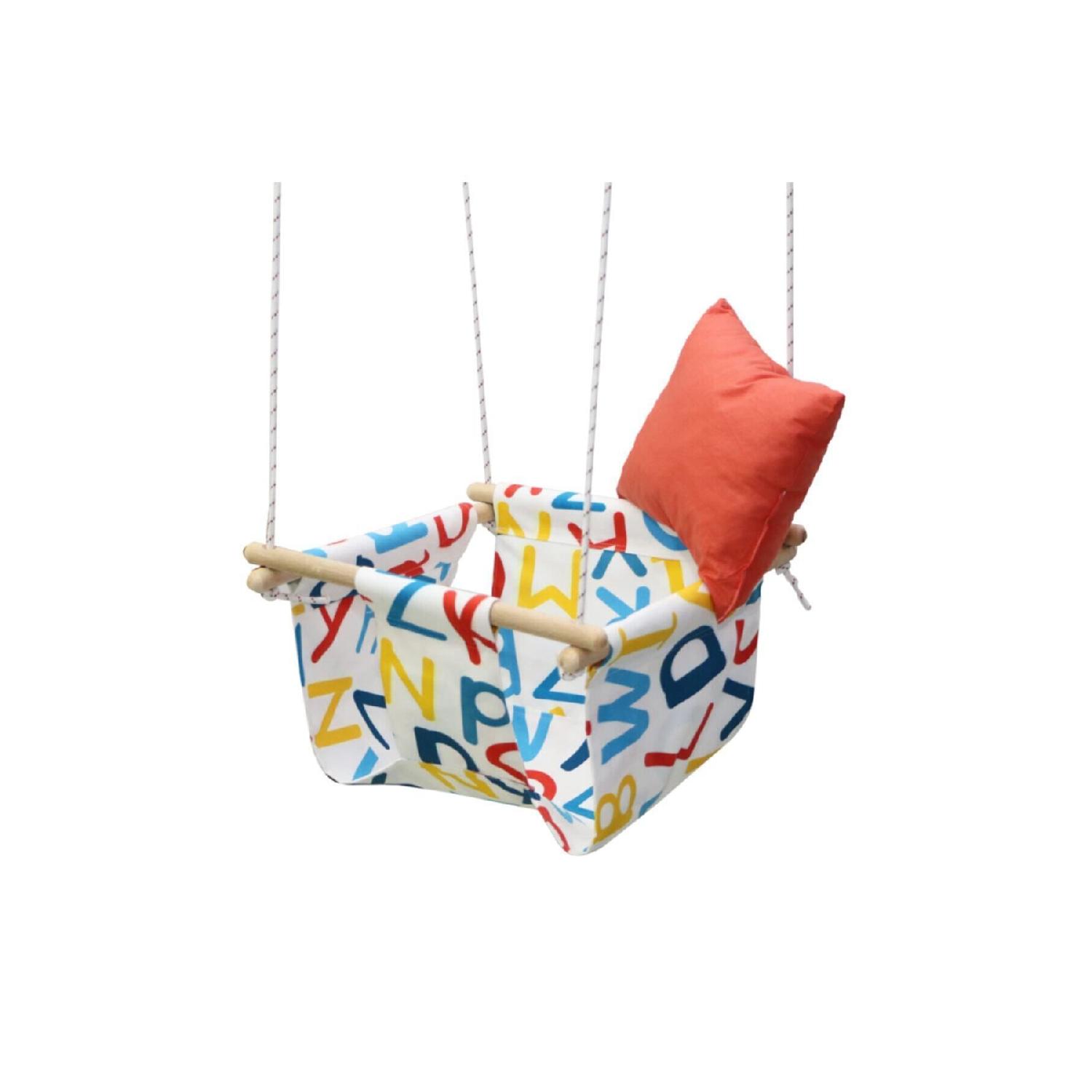 

Round Hornbeam Wood Swing With Wooden чистий