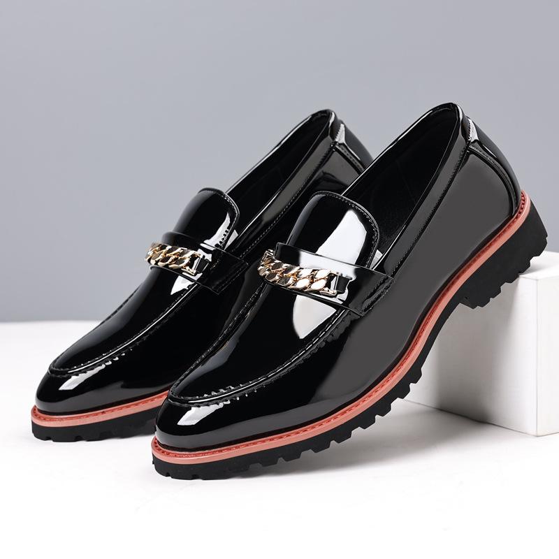 Big Size New Shoes for Men Patent Leather Dress Shoes Fashion Pointed Toe Thick-soled Business Casual Shoes