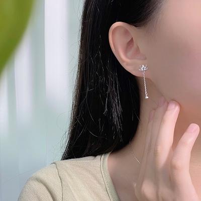 Lotus Püsküllü Küpeler Minimalist Günlük Kişilik Çok Yönlü Moda İşe Gidiş Niş Küpeler