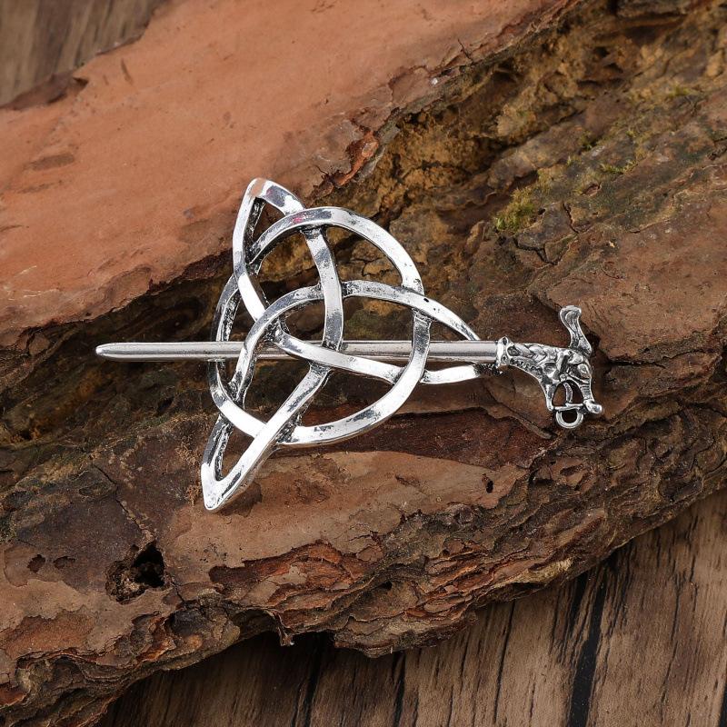 Celtic Knot Silver Hair Clips Vintage-Inspired Hair Claws for Women Symbolic Barrettes for Long Hair Braids