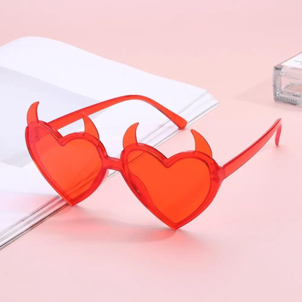 Rhinestones Halloween Cosplay Glasses Heart Shape UV Protection Sun Glasses  Party Props
