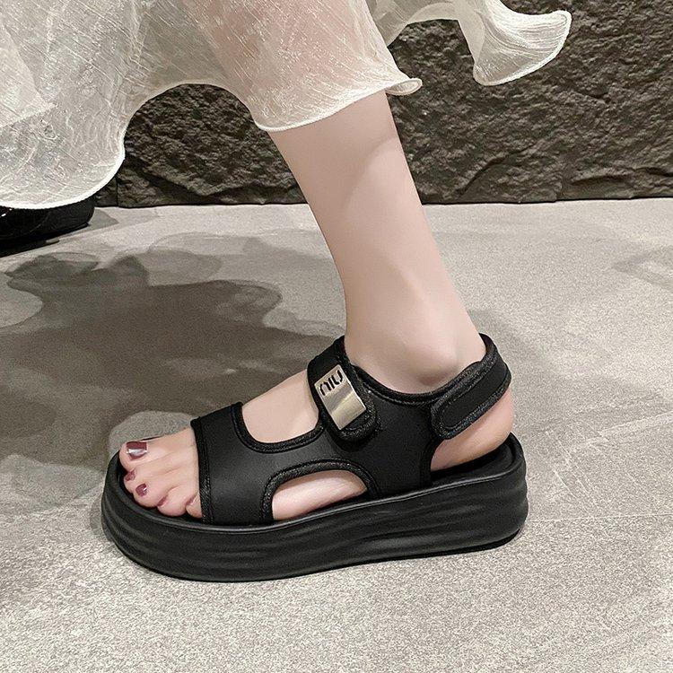 Platform sandals female 20252 spring and summer new versatile step on shit fairy with skirt Velcro Roman cool