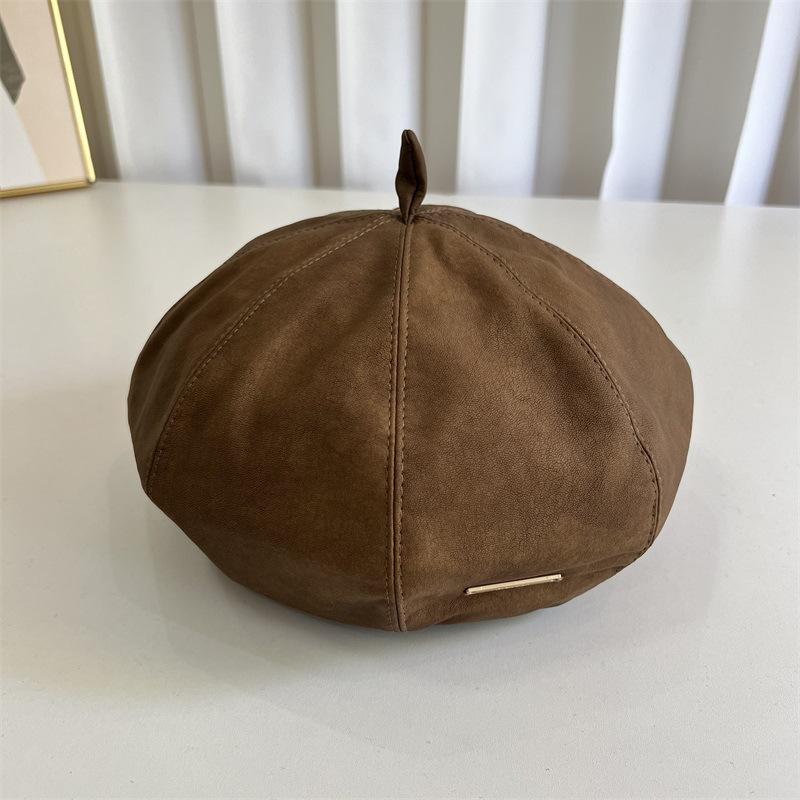 Autumn and winter old retro matte leather beret solid color versatile painter hat showing face small star anise pumpkin hat