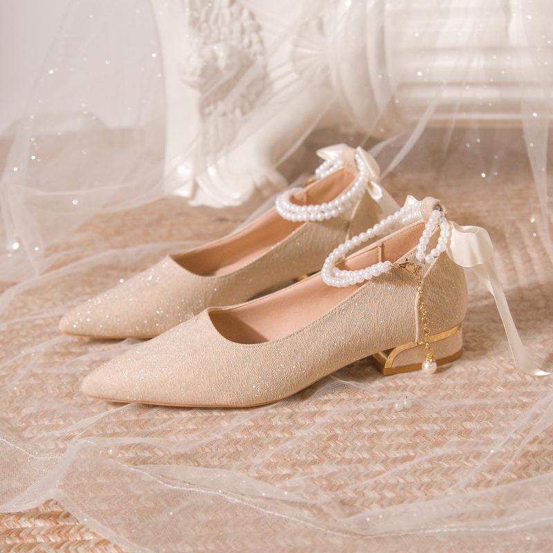 

Coarse heel wedding shoes, Hexiu wedding dress two wear bridesmaid shoes, daily wear pointed head shallow mouth bride high heel single shoes women 34