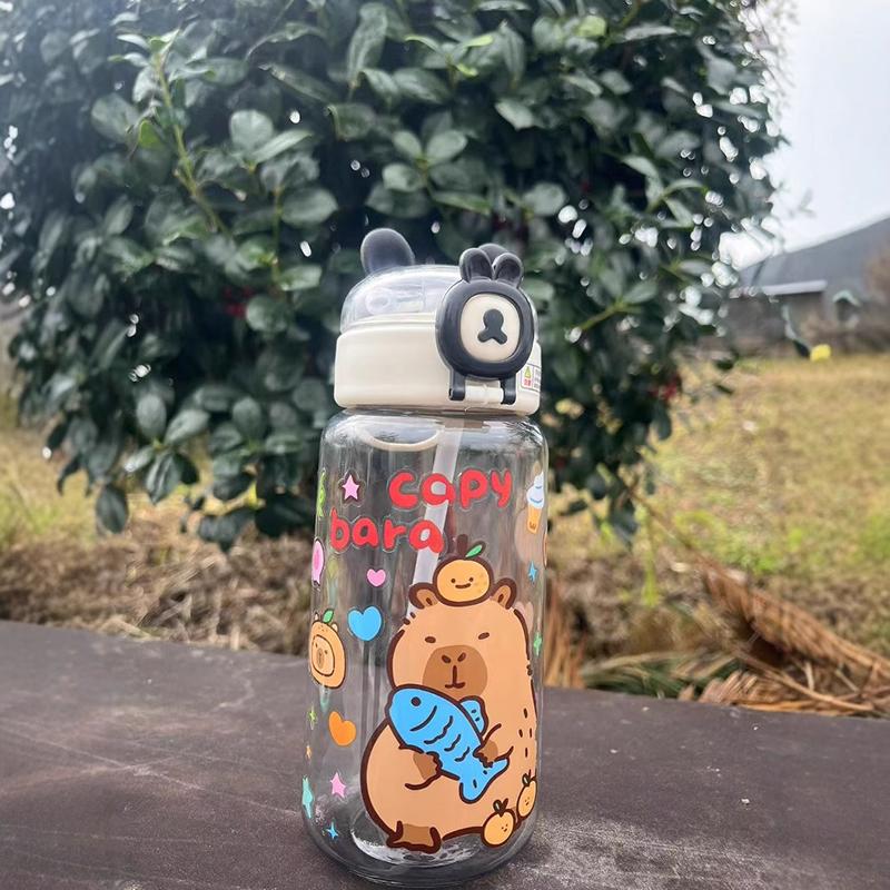 Capybara Cartoon 500ml Tragbare Wasserflasche mit großer Kapazität Sport Trinkbecher Studenten Plastikwasserbecher Wasserflasche