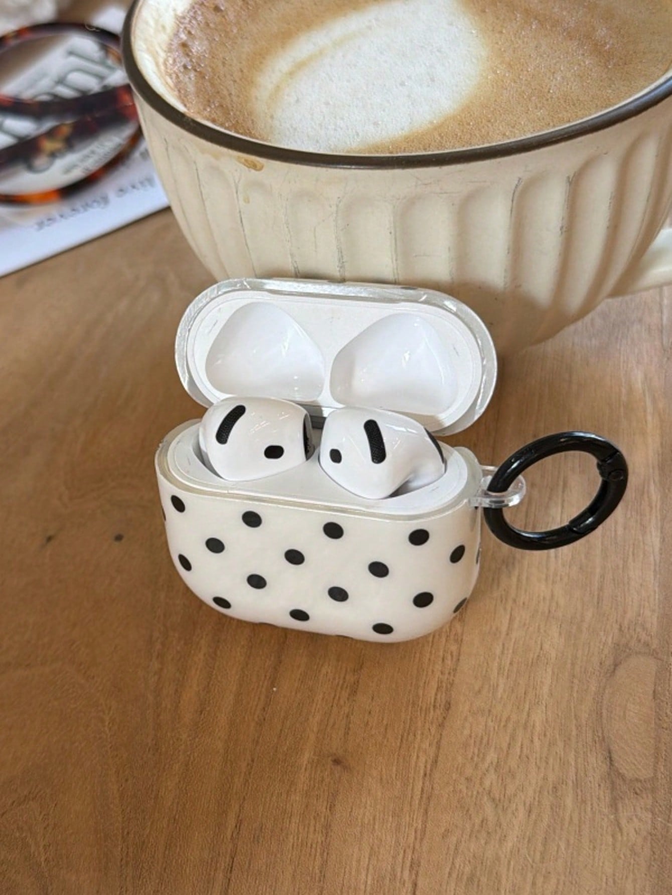 

Korean Style Black White Polka Dot Airpods Pro 3 Case for Airpods 3rd Gen Protective Cover with Cute Heart Charm Anti Slip for Airpods 4th Gen AirPods1/2