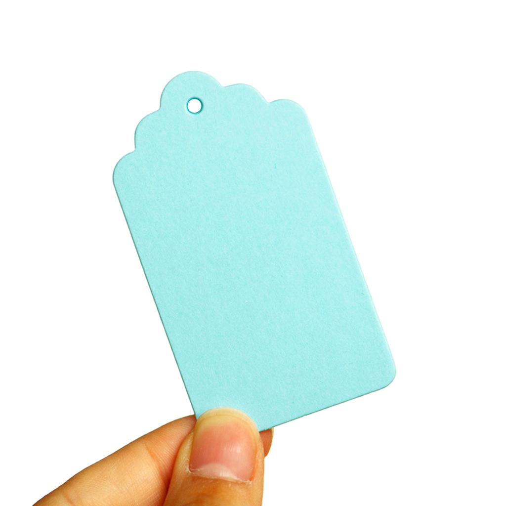 50 ks Dárkové jmenovky s dírkou Jmenovky k sezení Závěsné štítky Cenovky Papírové štítky na párty výslužky na vánoční dárky