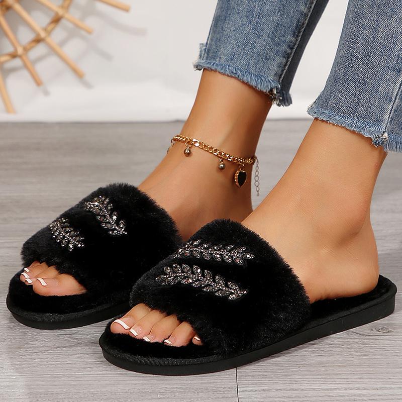 Fashion 2025 Winter Crystal Plush Slippers Women Light Non Slip Cotton Slippers Woman Indoor Faux Fur House Cotton Slides Female