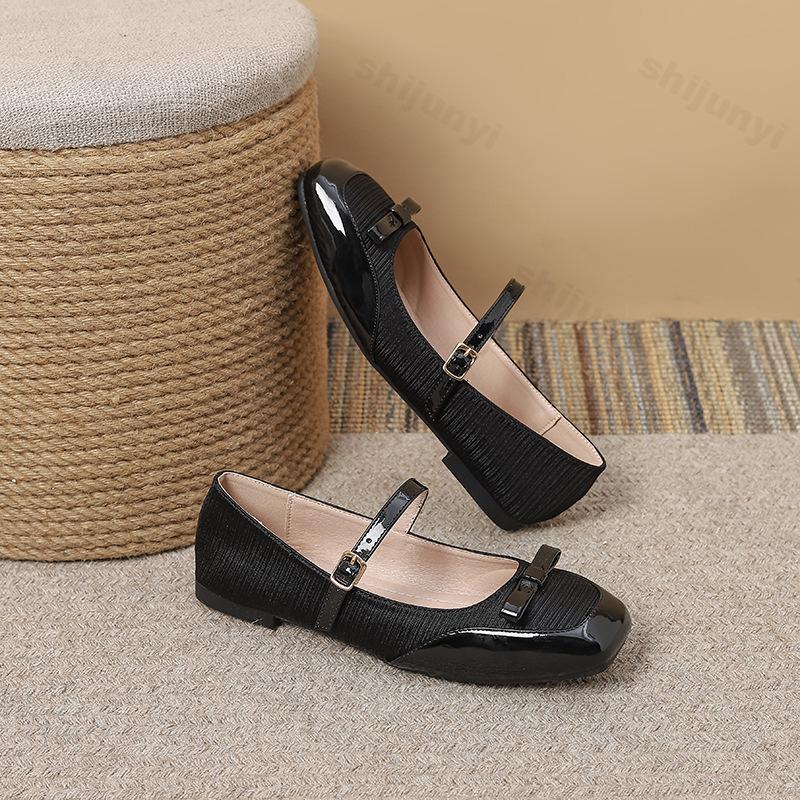 Square Toe Fashion Women's Shoes Autumn Large Size Luxury One Word Strap Mary Jane Shoes Bow Knot Elegant Non Slip Banquet Shoes