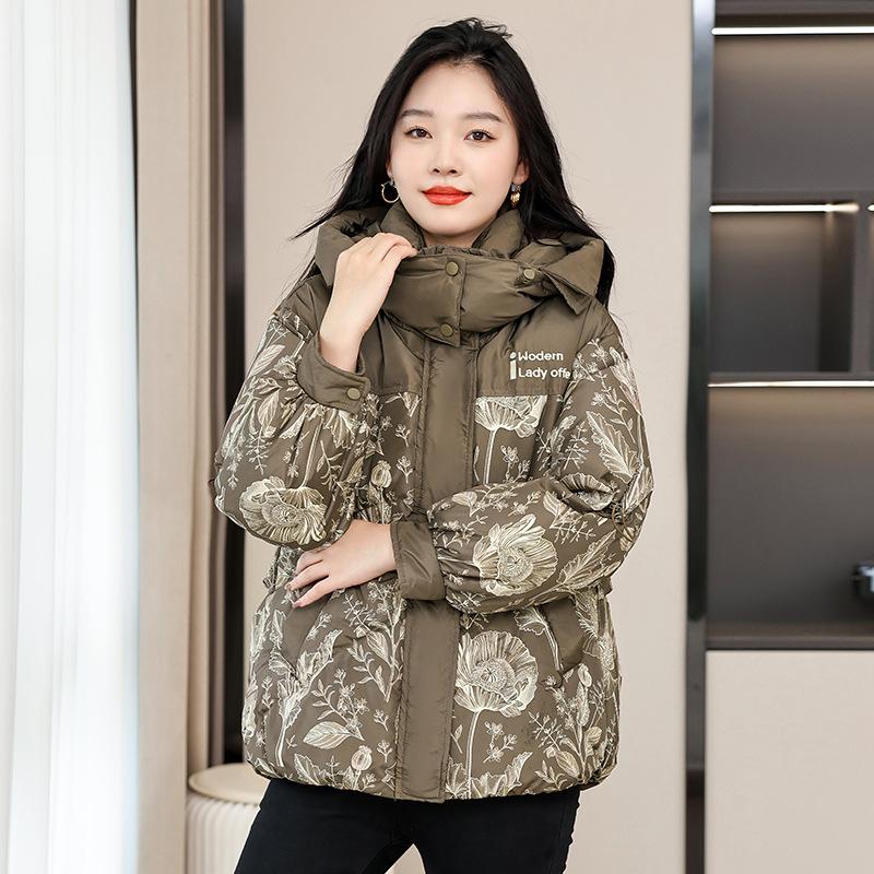 

Новая высококачественная хлопковая одежда для женщин, осенне-зимняя новинка, камуфляжная, омолаживающая, свободная женская куртка с капюшоном 3XL-155-85kg