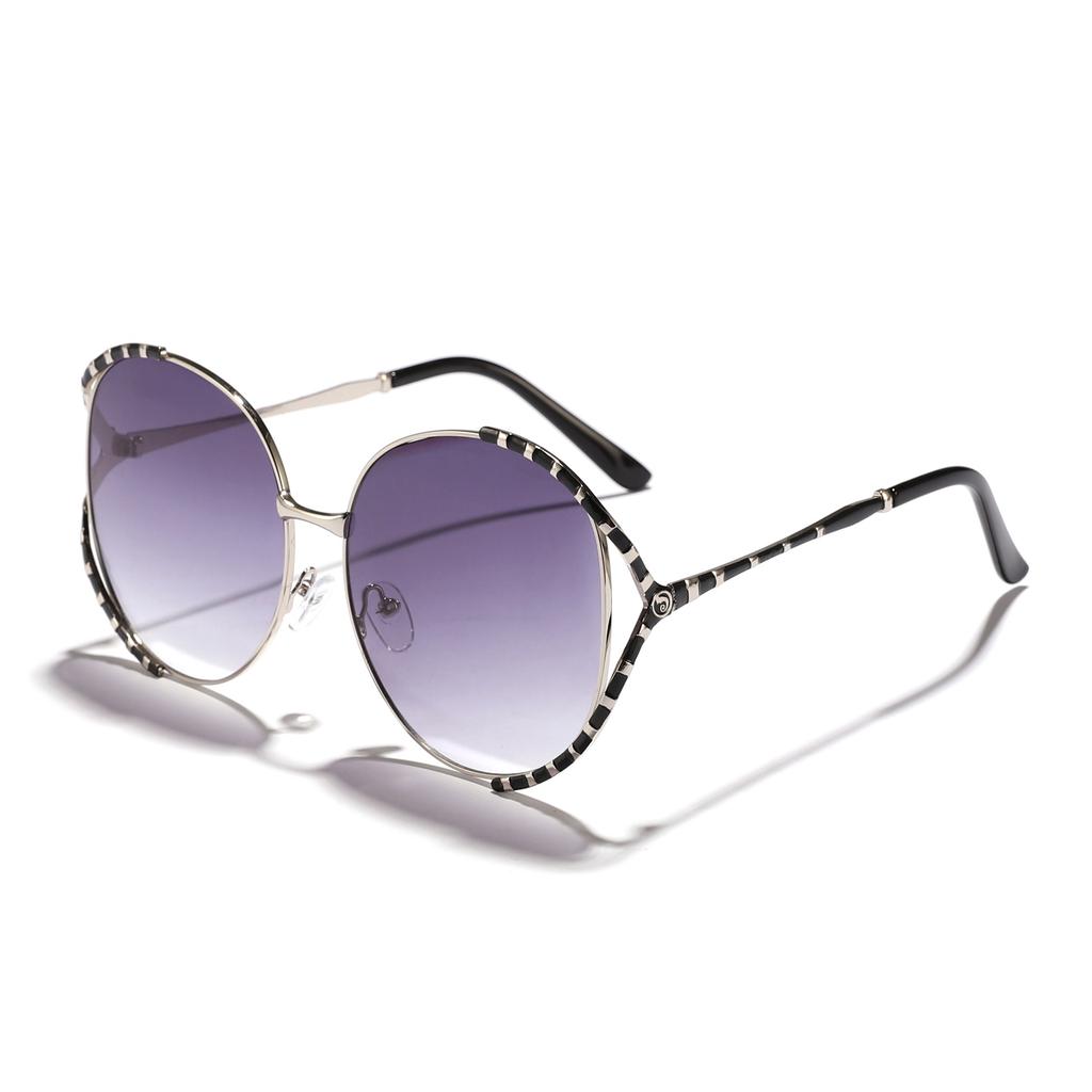 New Metal Round Frame Sunglasses Women Fashion for Street Photography Trendy Retro Sun Glasses with UV Protection for Daily