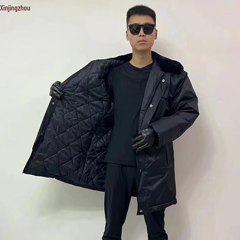 Xin Jingzhou Multi-Functional Disaster Relief Warm Coat