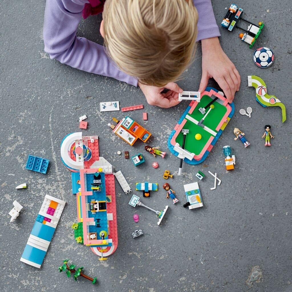 LEGO Friends Constructor – Sports Center (41744)