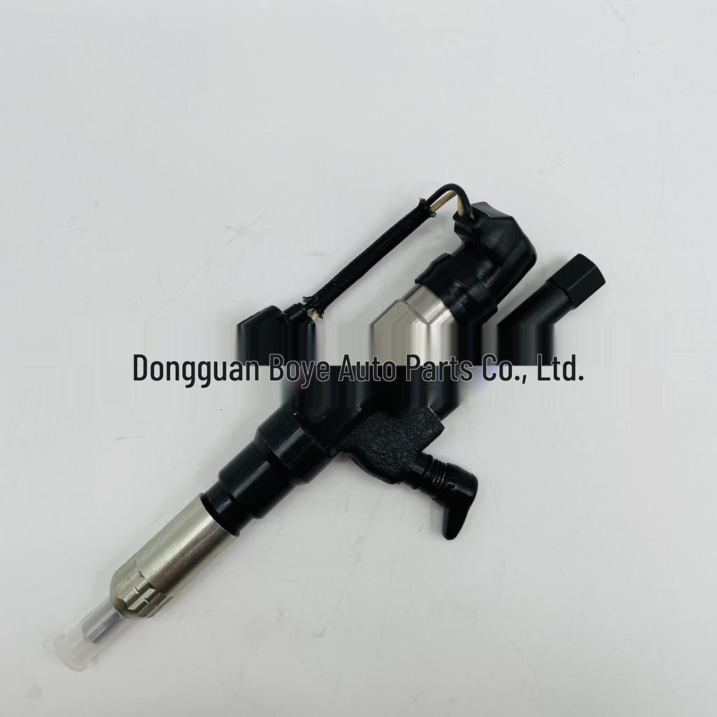 Top-Quality Injector 095000-0812 23910-1231 for K13C 700 Engine