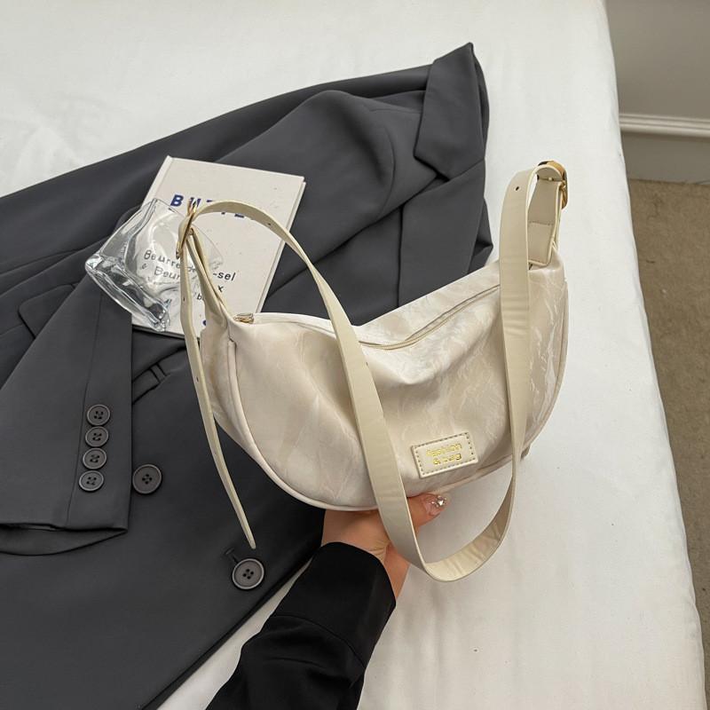 Elegant And Chic Pu Tote Bag For Women With Simple Design And Comfortable Shoulder Strap