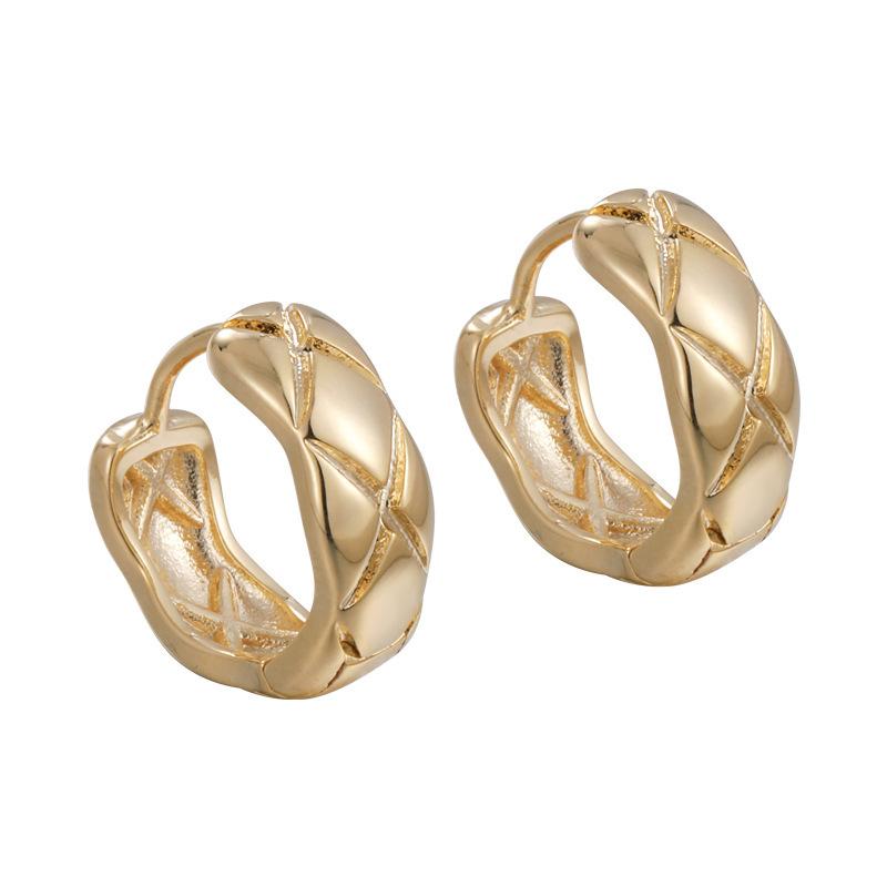 Simple Metal Plaid Circle Temperament Cold Wind Ear Buckle Earrings, Environmentally Friendly