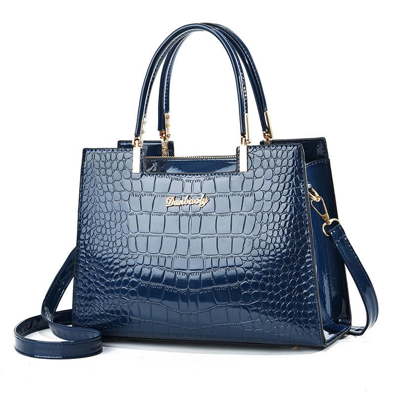 Trendy Mom Bag Perfect For Daily Use 2023 Summer Collection Medium Size Crocodile Pattern Multiple Colors
