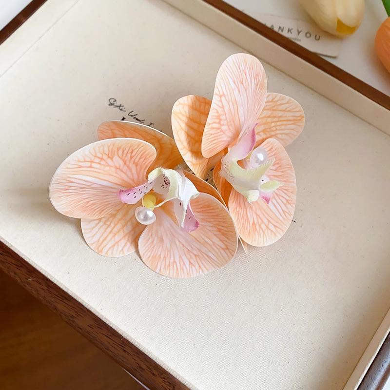 High-End Forest Style Lily Flower Hair Clip - Aesthetic Simulation Shark Grip for Women