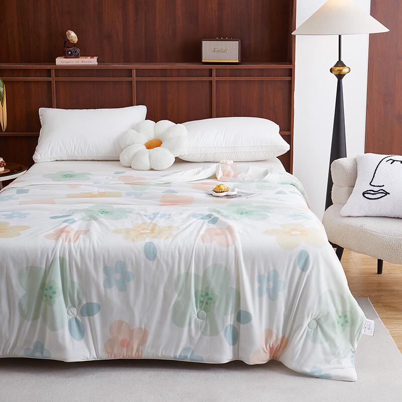 Beigaman Instant Cool Floral Quilt