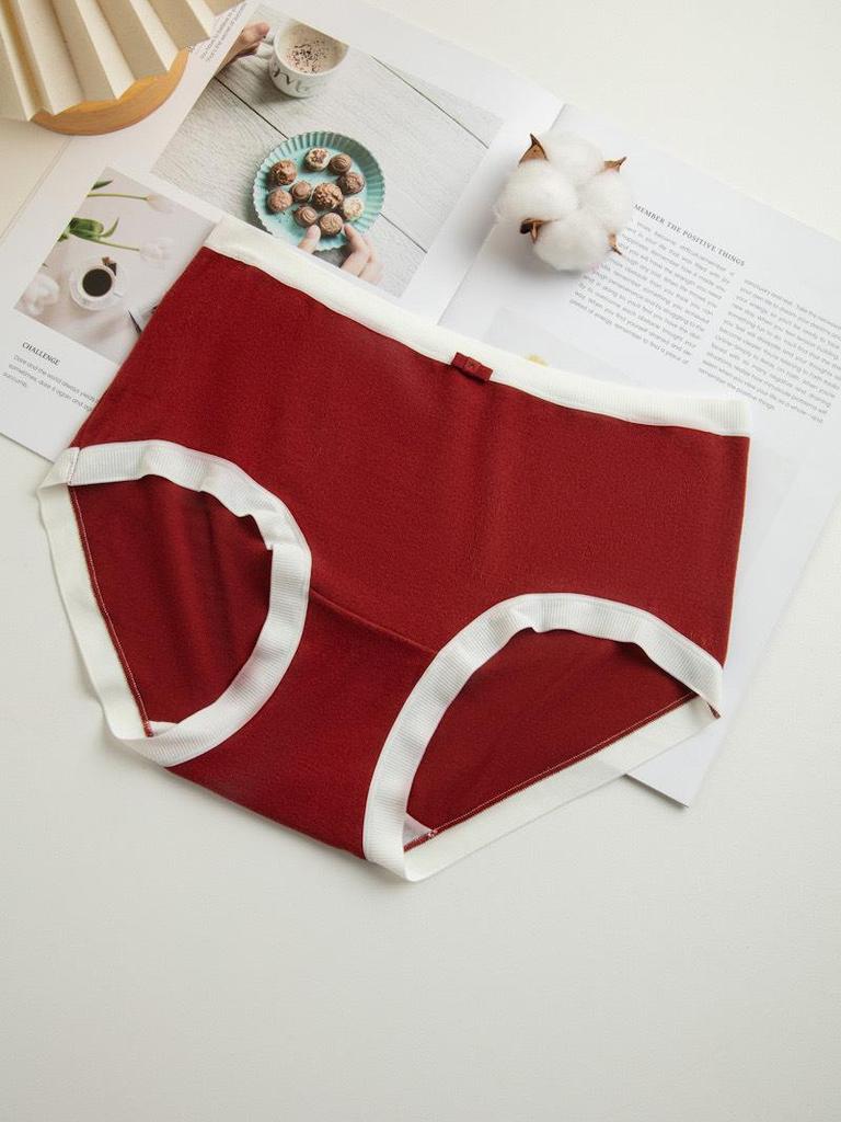 Women's Velvet Feel High-Elasticity Brushed Triangle Underwear - Soft, Comfortable, Solid Color for Autumn/Winter