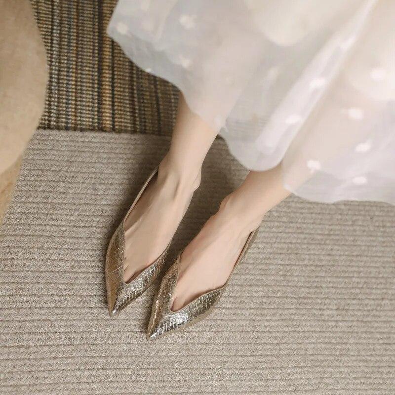 Luxus Temperament Frauen Schuh Sommer Neue Französisch Spitz Leder Schuh Einfache Bequeme Einzelnen Schuh Schaffell Elegante Low Heels