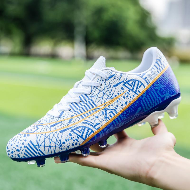 New football shoes men's low-top long nails broken nails youth students professional training football shoes foreign trade