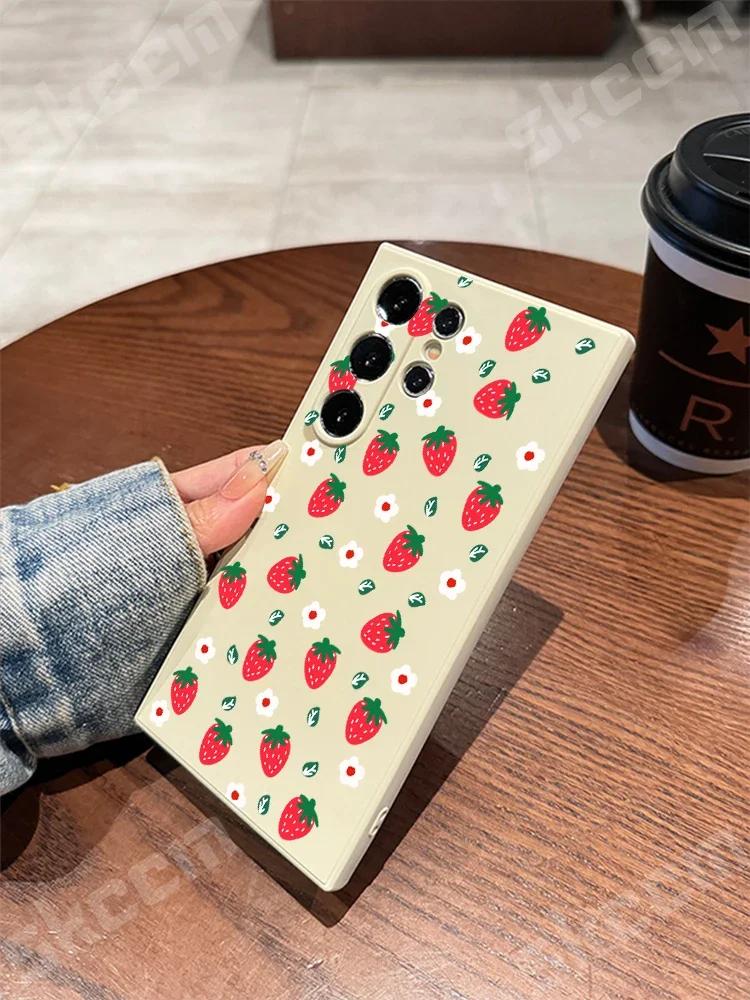 Strawberry Pattern Phone Case For Samsung Galaxy S25 S24 Ultra S23 S22 Plus S20 FE A54 A55 A15 A35 A50 A51 A71 A72 A73 Cover