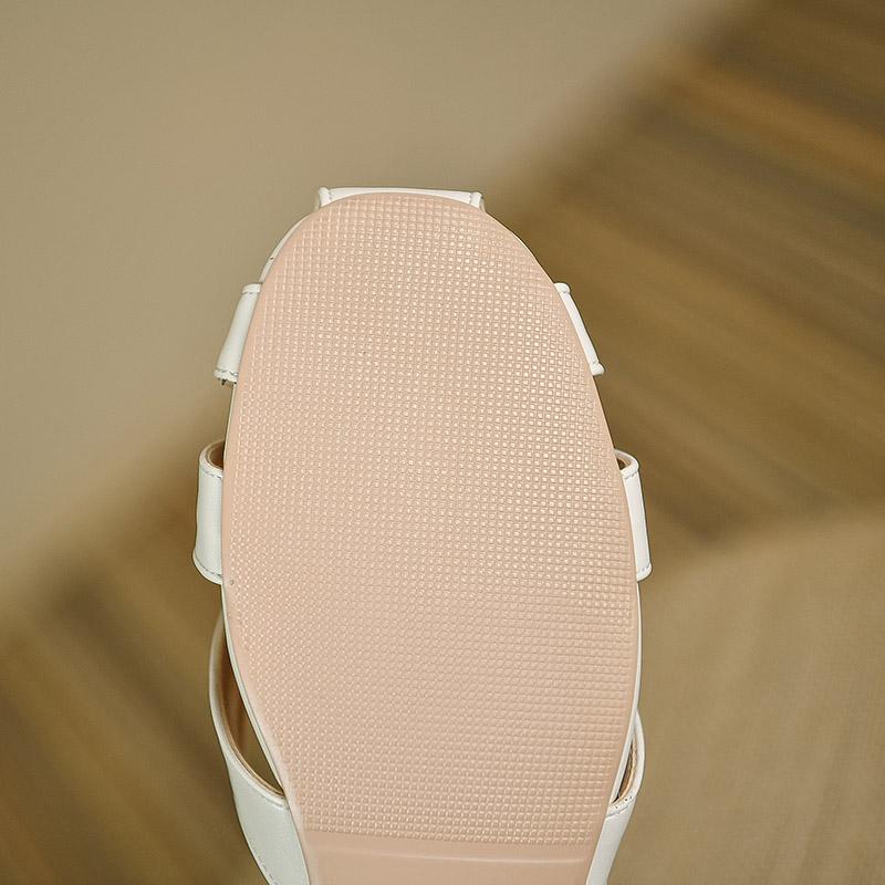 Women's low-heeled sandals summer new simple temperament solid color versatile large-size bag head sandals